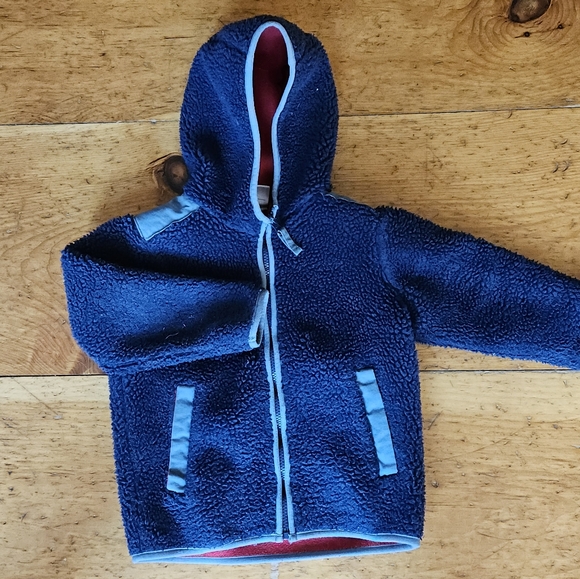 Thicker than it looks good quality fleece - Picture 2 of 3